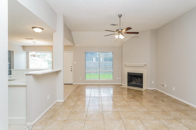 Building Photo - 14514 Lone Willow Ln