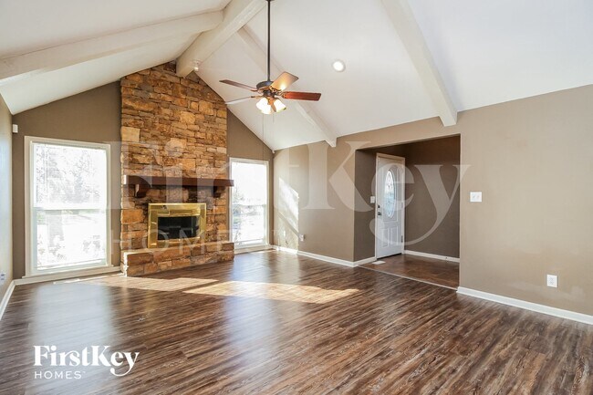 Building Photo - 3934 SW Linden Ct