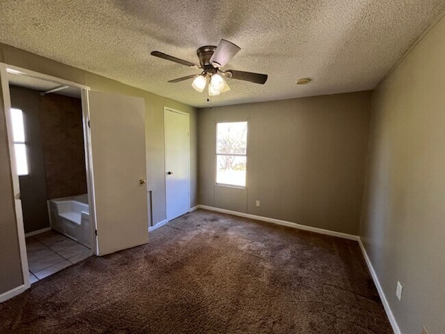Building Photo - Renovated 2 Bedroom 2 Bath Home(Trailer) on 4 Acres with Pond For Rent!!