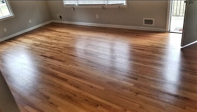 Foto del edificio - 1677 Wayland Cir NE