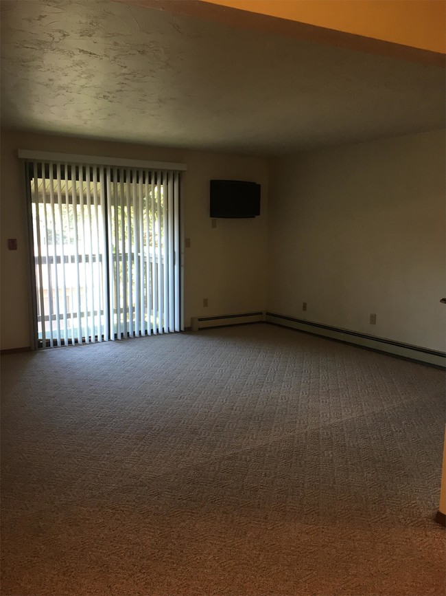 Foto del edificio - 2985 Mossy Oak Cir
