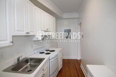 Building Photo - 1 bedroom in Brookline MA 02446