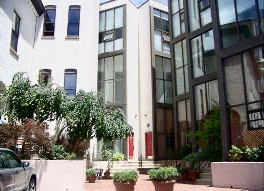 222 Clinton St Unit 17, Hoboken, NJ 07030 Condo for Rent in Hoboken
