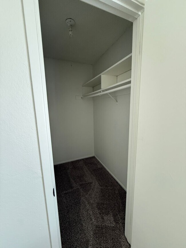 Foto del edificio - Beautifully Updated 2 Bed, 1 Bath Townhome-Style Condo in Auburn Greens!