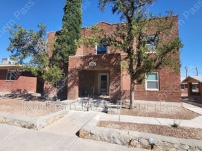 Building Photo - 2862 Grant