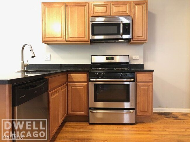 Foto del edificio - 2418 W Grenshaw St