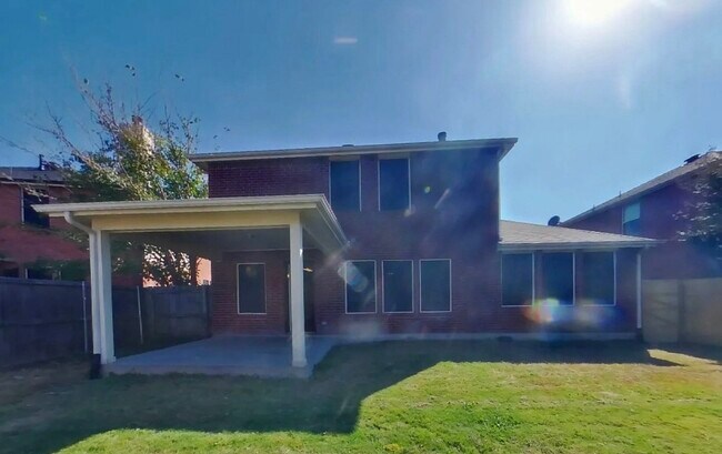 Foto del edificio - Beautiful 4-Bedroom Home in Forney