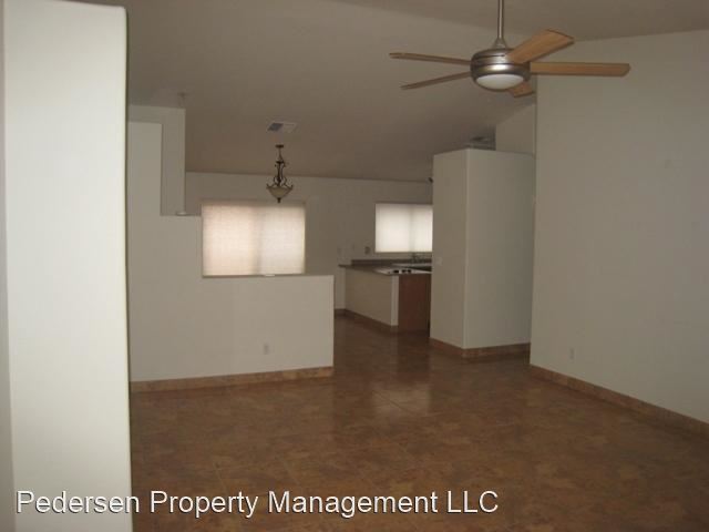 Building Photo - 4 br, 2 bath House - 2209 E 36th Ave