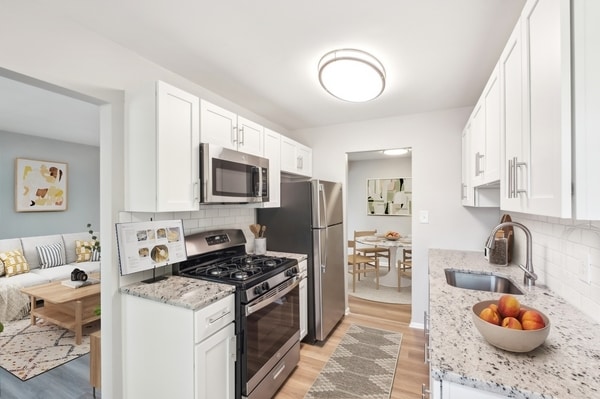 Building Photo - Eagle Rock Apartments at West Springfield