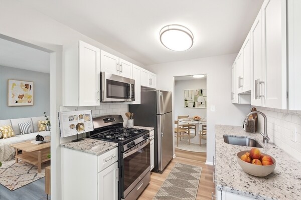 Foto del edificio - Eagle Rock Apartments at West Springfield