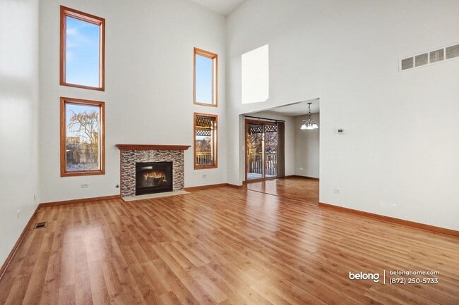 Building Photo - 26358 S Evergreen Ln