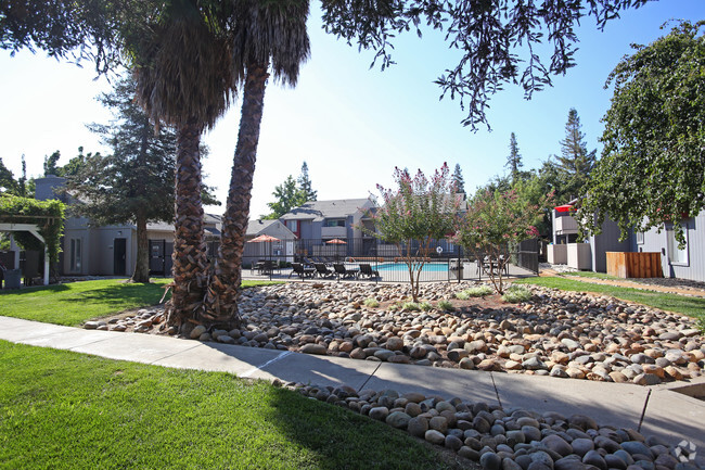 Building Photo - Veranda at the Park