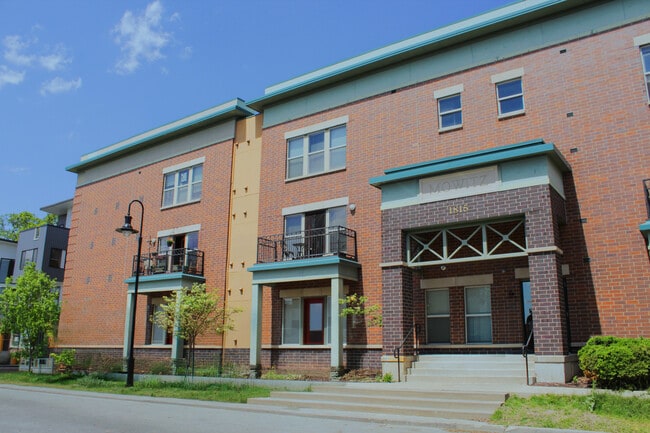 Building Photo - Stockbridge Apartments