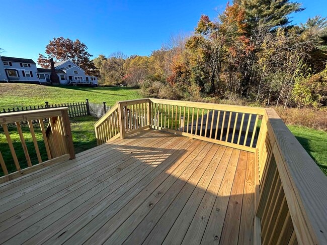 Building Photo - 131 Portsmouth Ave