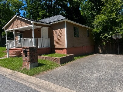 Foto del edificio - 1154 Davis Cir