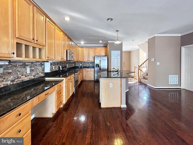 Foto del edificio - 13941 Bailiwick Terrace