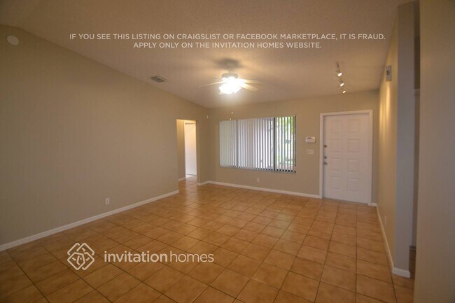 Foto del edificio - 4933 NW 96th Terrace