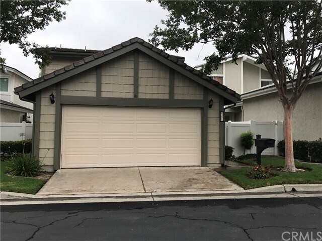 Building Photo - 951 S Park Rim Cir