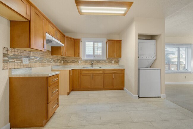 Foto del edificio - 2020 Auseon Ave