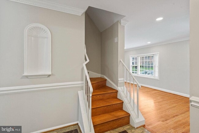 Building Photo - 8251 Clifton Farm Ct