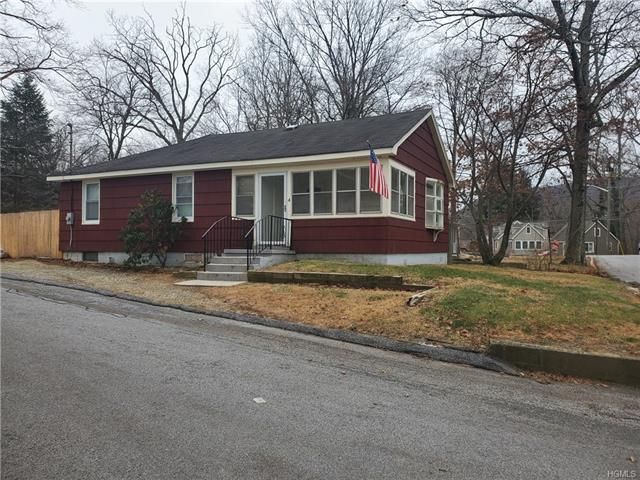 Primary Photo - 4 Murphy Rd