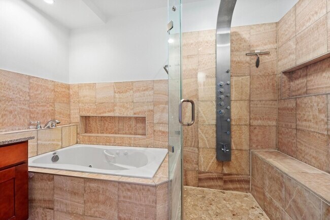 Foto del edificio - 167 Beacon St