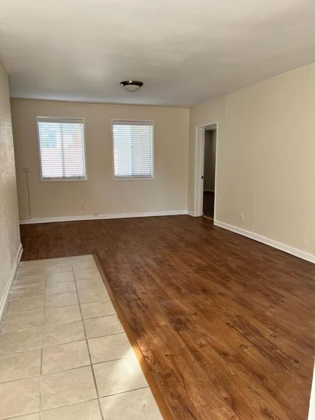 Foto del edificio - 12712 Eucalyptus Ave