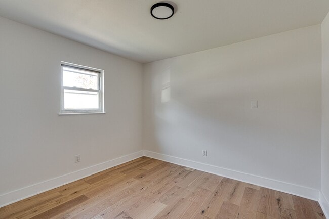 Foto del edificio - 1516 Springvale Rd