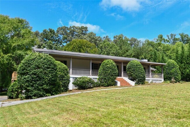 Foto del edificio - 17040 Birmingham Rd