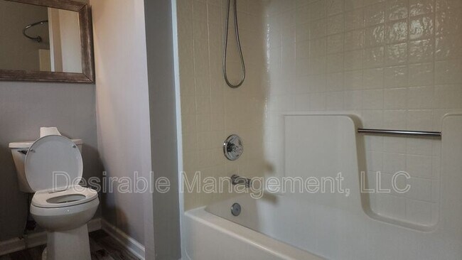 Building Photo - 106 Foundry Ct