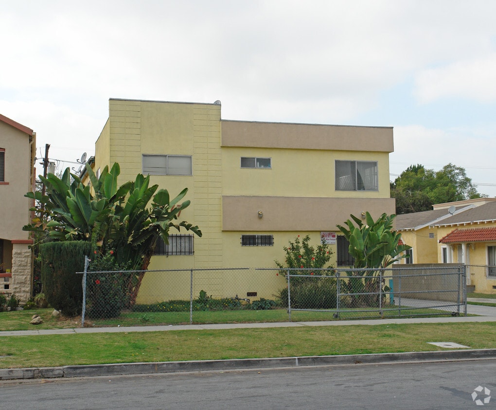Building Photo - 1727 4th Ave