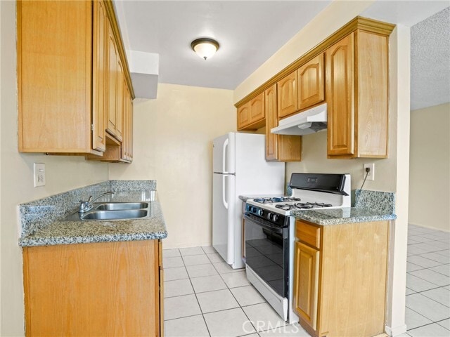 Foto del edificio - 9918 Ramona St