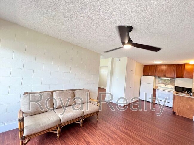 Building Photo - 1335 Wilder Ave