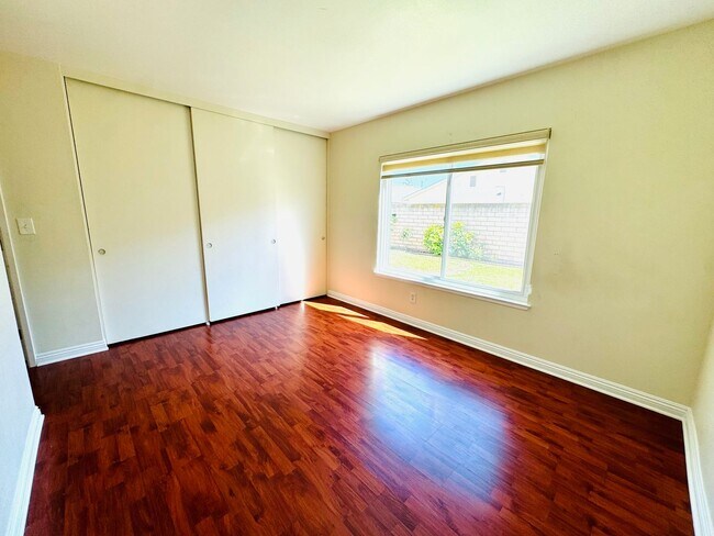 Foto del edificio - Cerritos, home