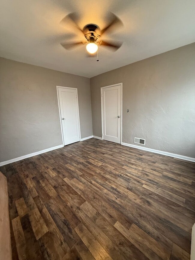 Building Photo - 7718-7720 Harrison Ave