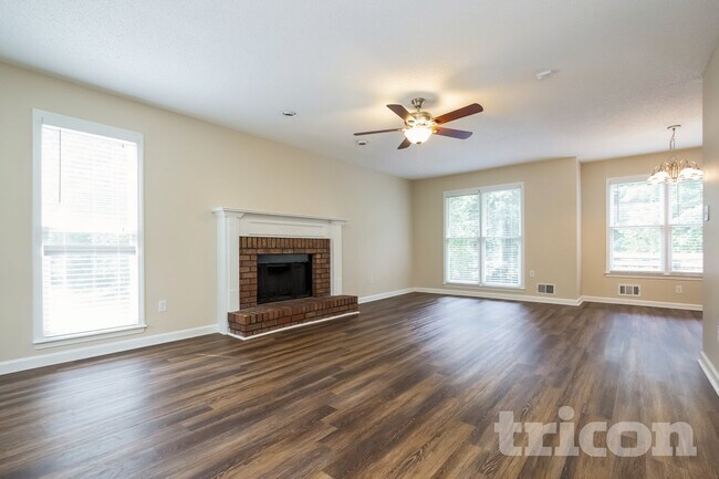 Foto del edificio - 53 Abbington Ln