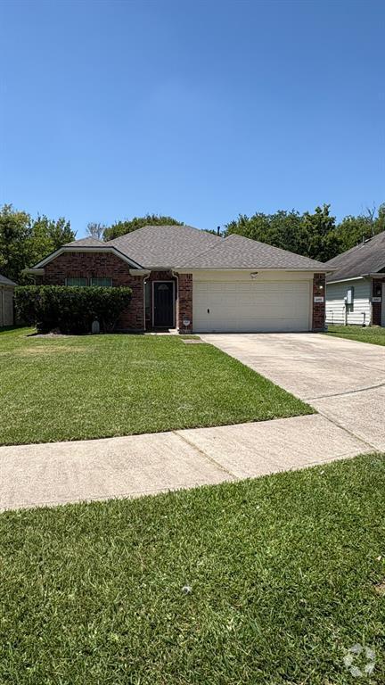 Building Photo - 4019 Strawberry Ct