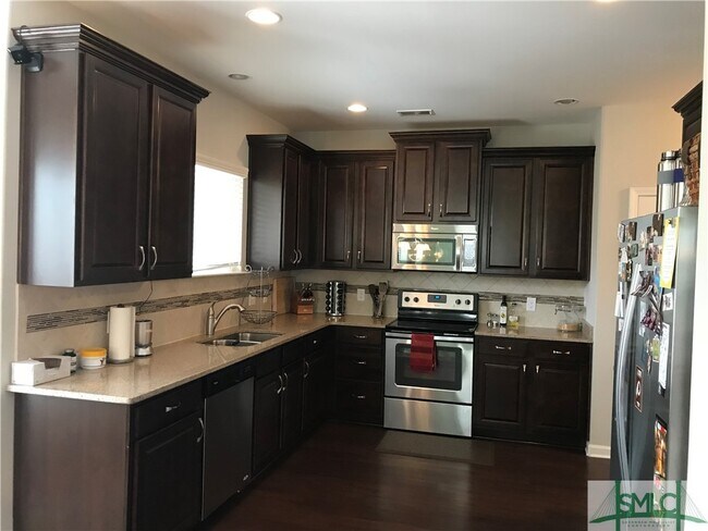 Foto del edificio - 109 Richmond Walk Dr