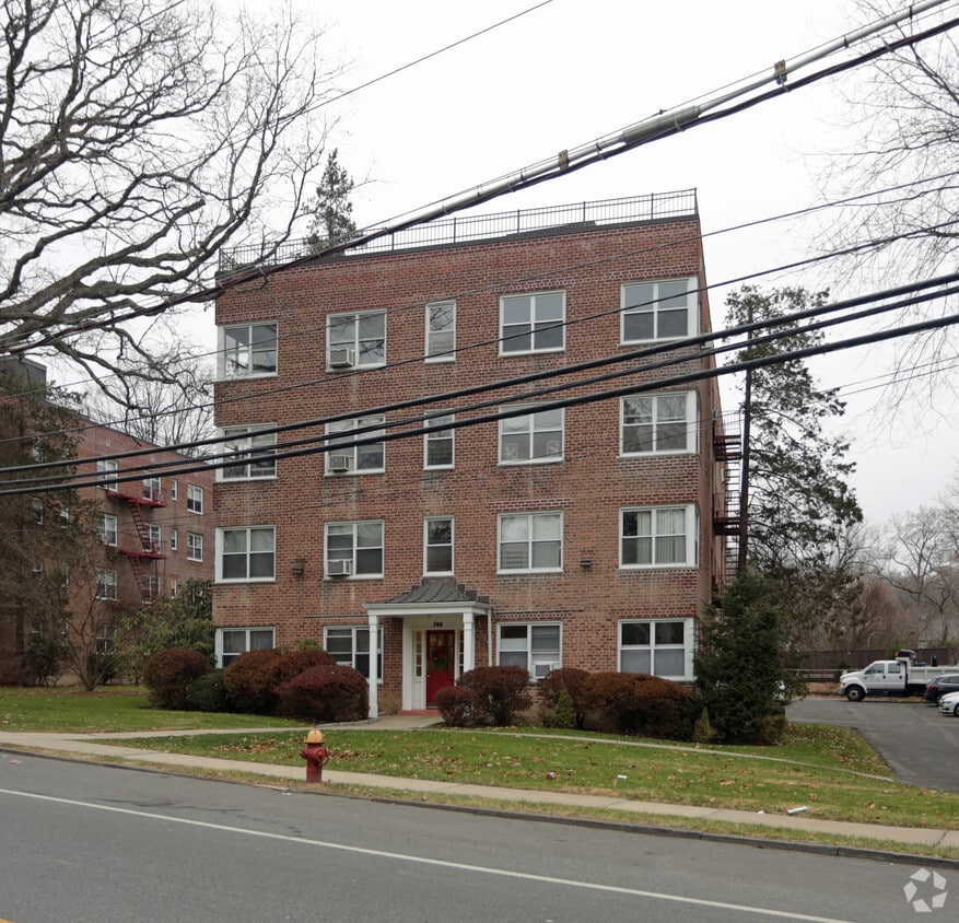 781793 Palmer Rd, Bronxville, NY 10708 Apartments in Bronxville, NY