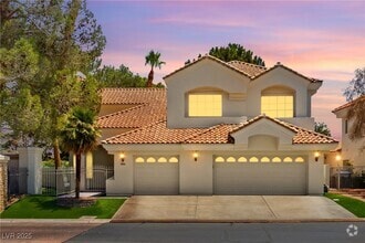 Building Photo - 3004 Sun Lake Dr
