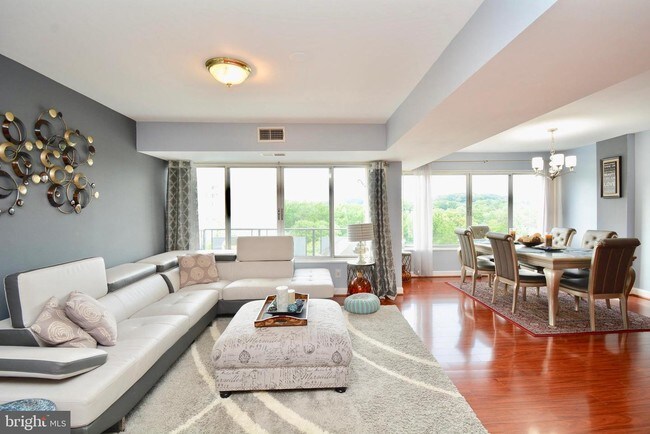 Foto del edificio - 5340 Holmes Run Pkwy