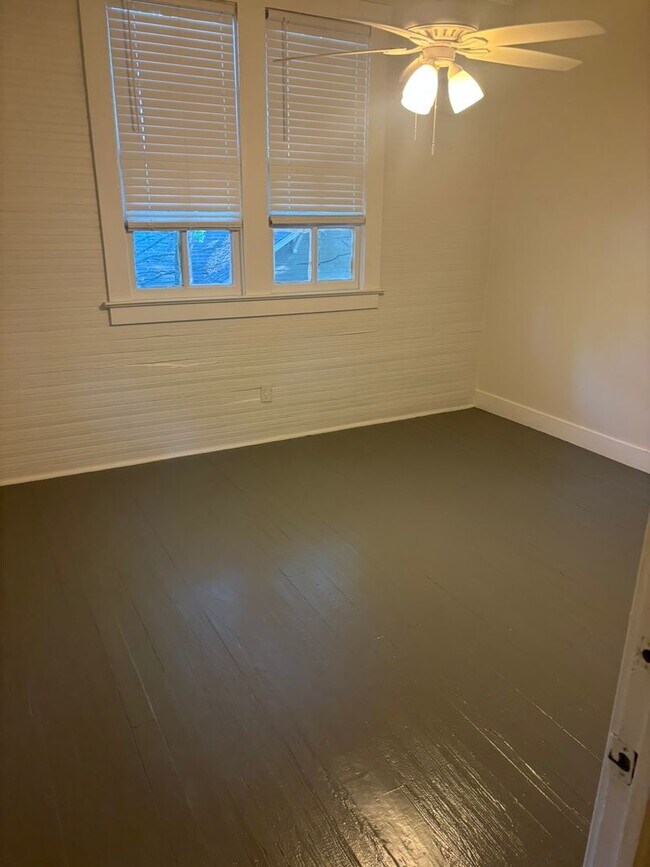 Foto del edificio - 1821 17th Ave