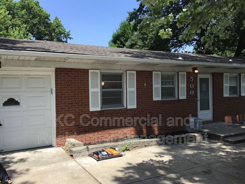 500 NE 76th St, Gladstone, MO 64118 House Rental in Gladstone, MO