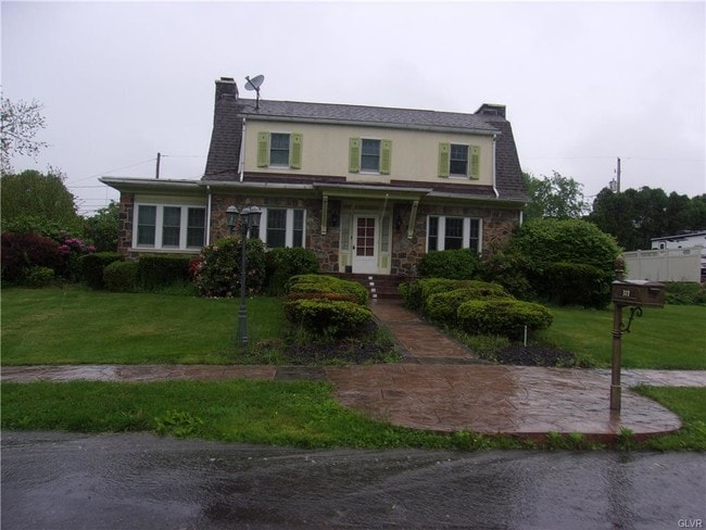 Building Photo - 311 E Montgomery St