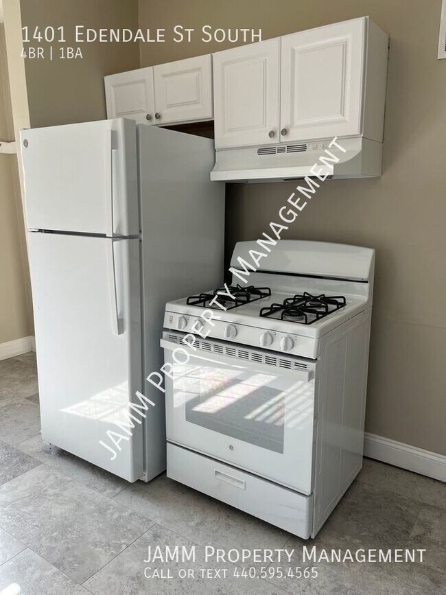 Foto del edificio - Cleveland Heights: 4-Bedroom 1-Bathroom Du...