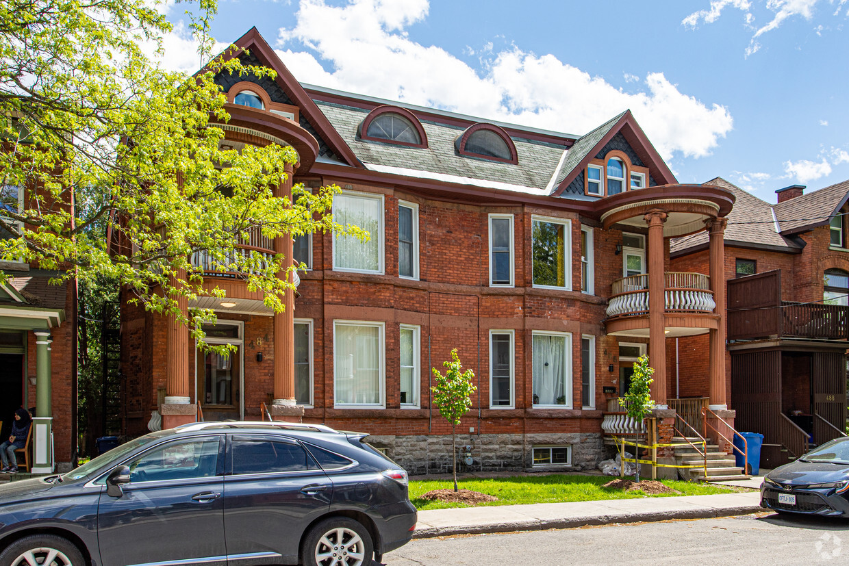 Building Photo - 484-486 Gilmour St