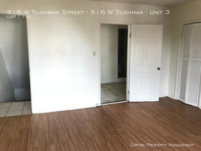 Building Photo - bedroom in Allentown PA 18102