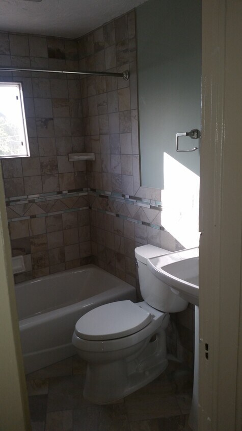 Foto principal - 1549 Idaho Ave