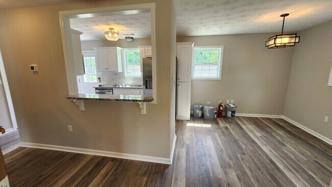 Foto del edificio - Totally Renovated Home