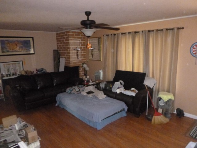 Foto del edificio - 14281 Green Valley Dr